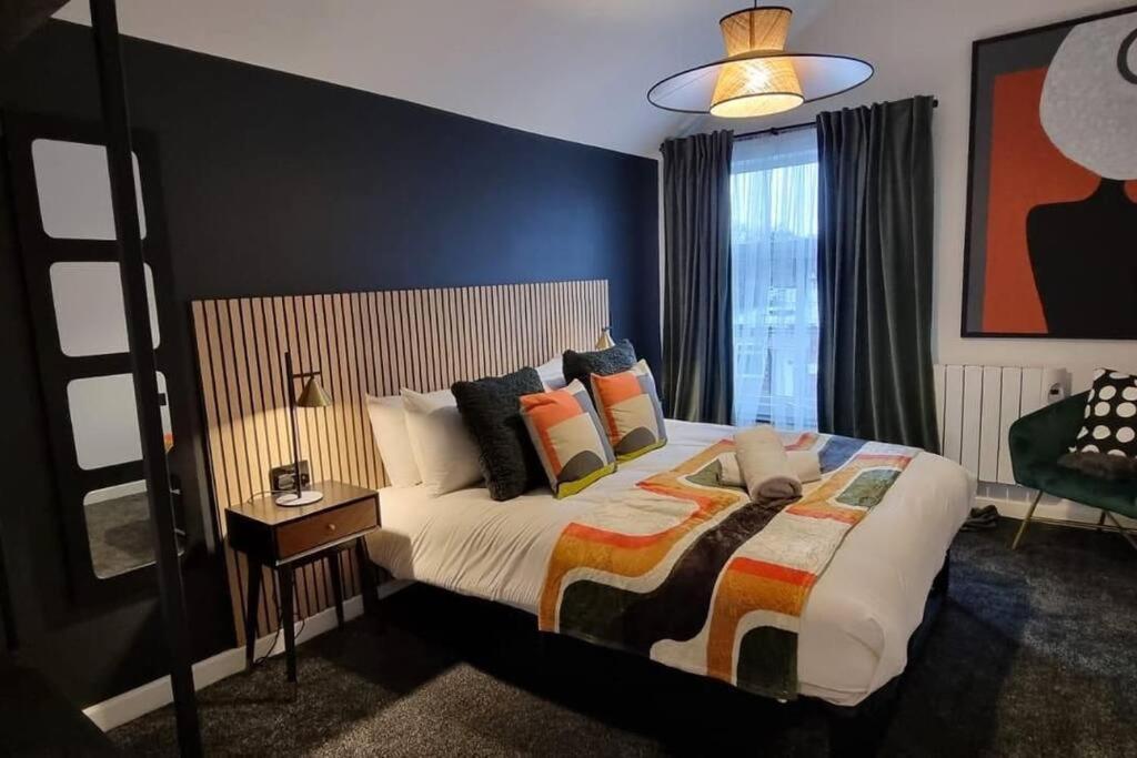 Super Stylish Apartment In Urmston Flat 3 Bagian luar foto